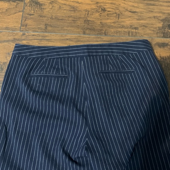 Women’s Talbots Navy Pinstripe Pants Size 10 - Picture 7 of 8